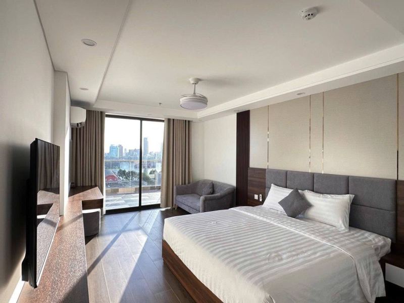 2BR Penthouse on Mai Hac De