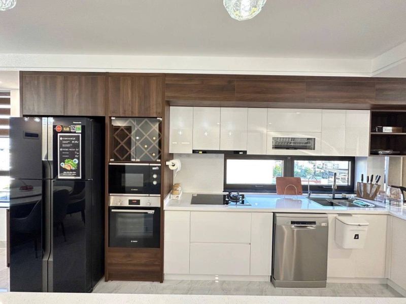 2BR Penthouse on Mai Hac De