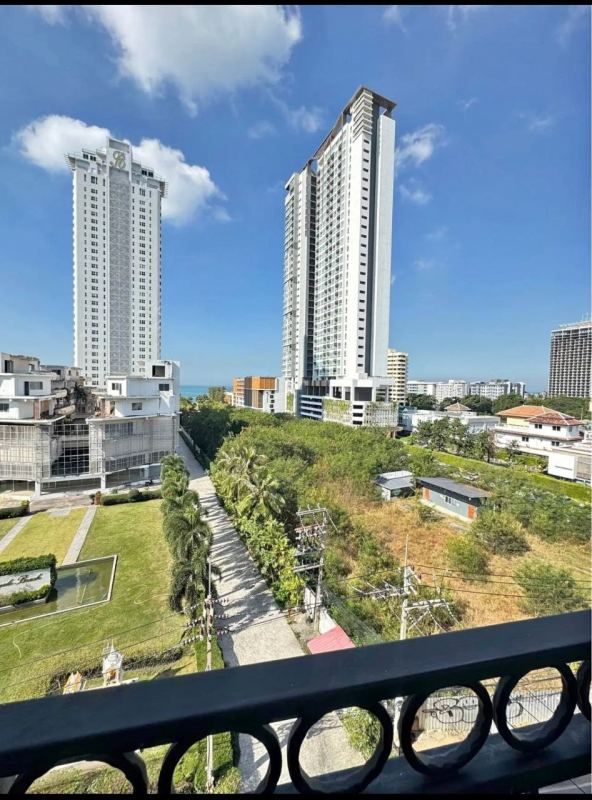 Apartment in Na-Jomtien