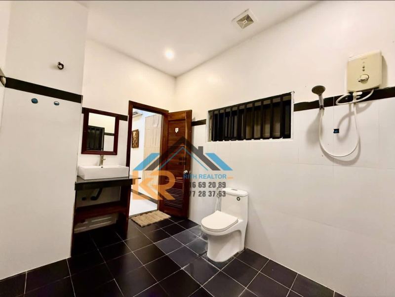 Апартаменты с 2 спальнями и бассейном в Siem Reap