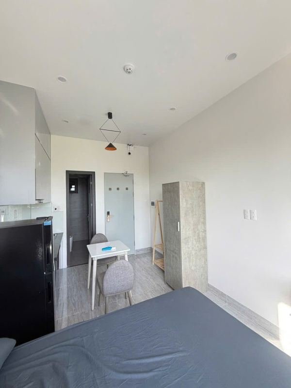 Studio Apartment with Balcony