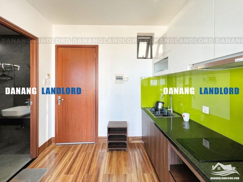Studio Apartment C300 in Khue My Dong