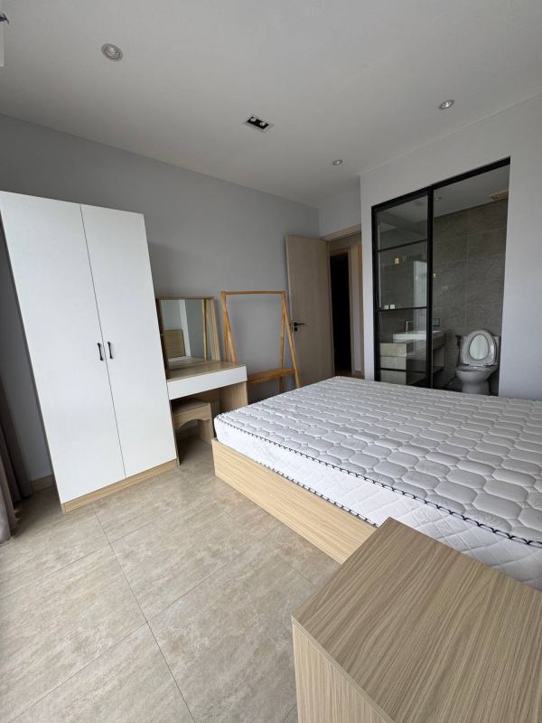 3 Bedroom Apartment at Time Square 2