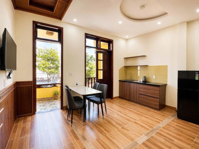 1 Bedroom Apartment with Balcony, Room 201 in Da Nang