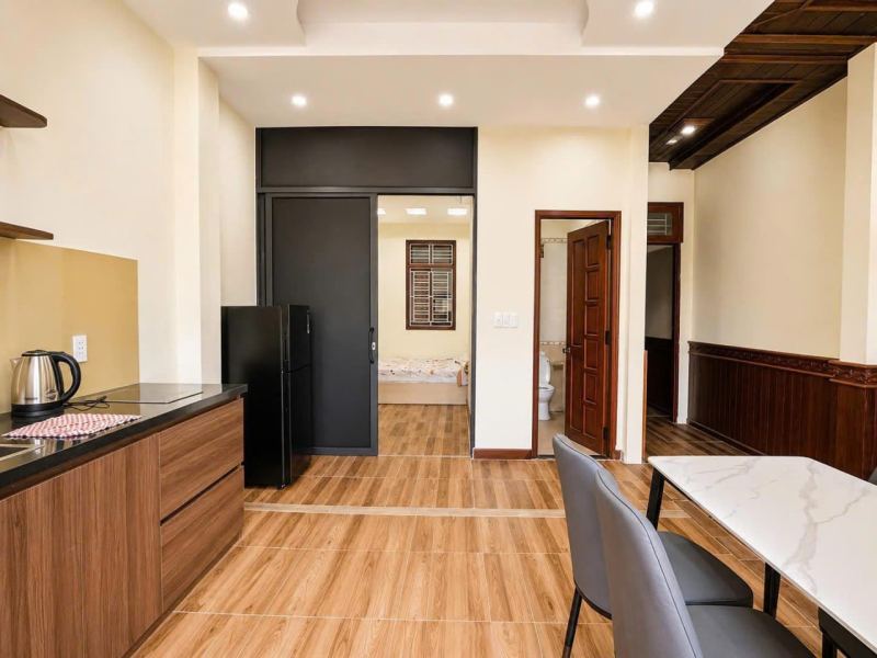 1 Bedroom Apartment with Balcony, Room 201 in Da Nang