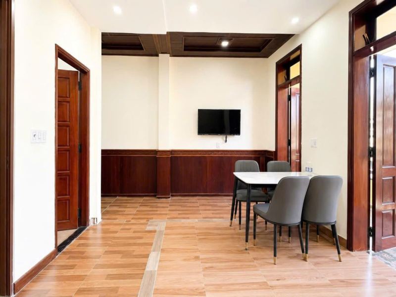 1 Bedroom Apartment with Balcony, Room 201 in Da Nang