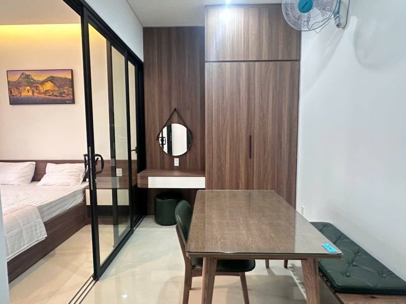 1-Bedroom Apartment on Hoang Ke Viem
