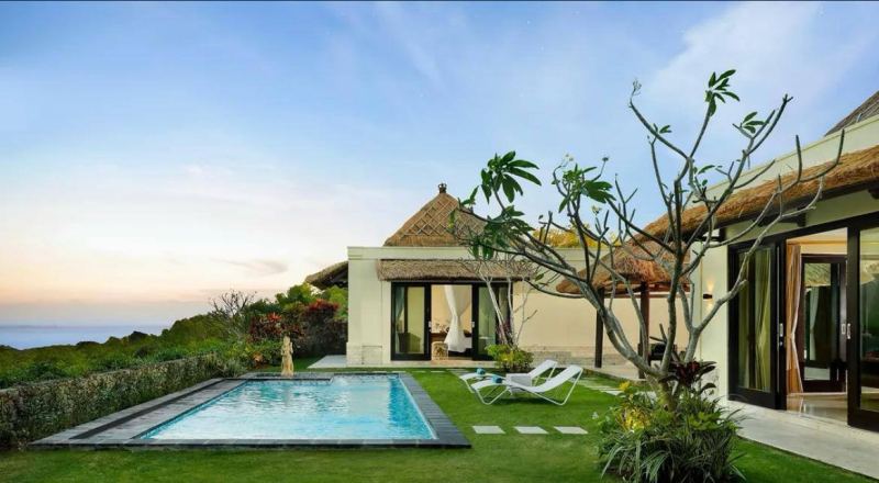 3-Bedroom Villa with Private Garden and Pool in Ungasan