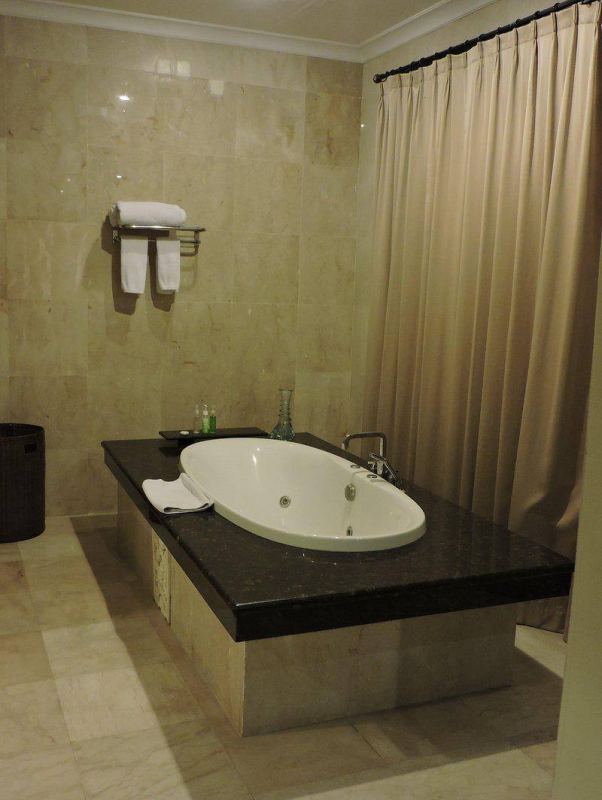 3-Bedroom Villa with Private Garden and Pool in Ungasan