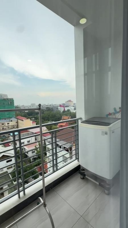 One-Bedroom Serviced Apartment in Bassac Land