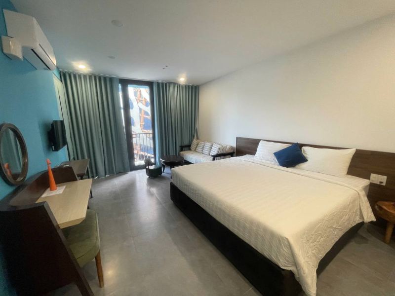 Beautiful Studio with Balcony in Vinh Hoa