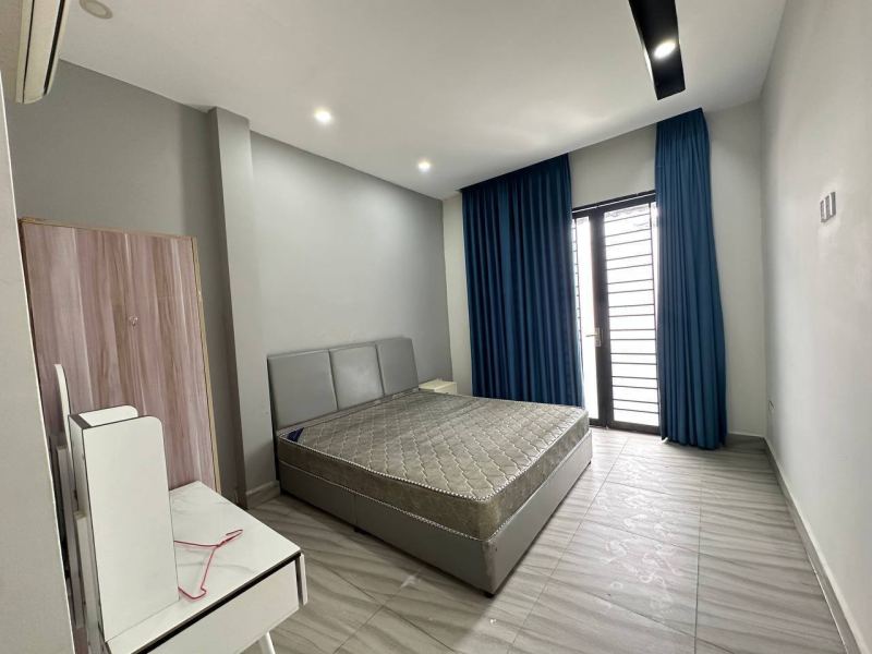 5-Bedroom House in Go Ob