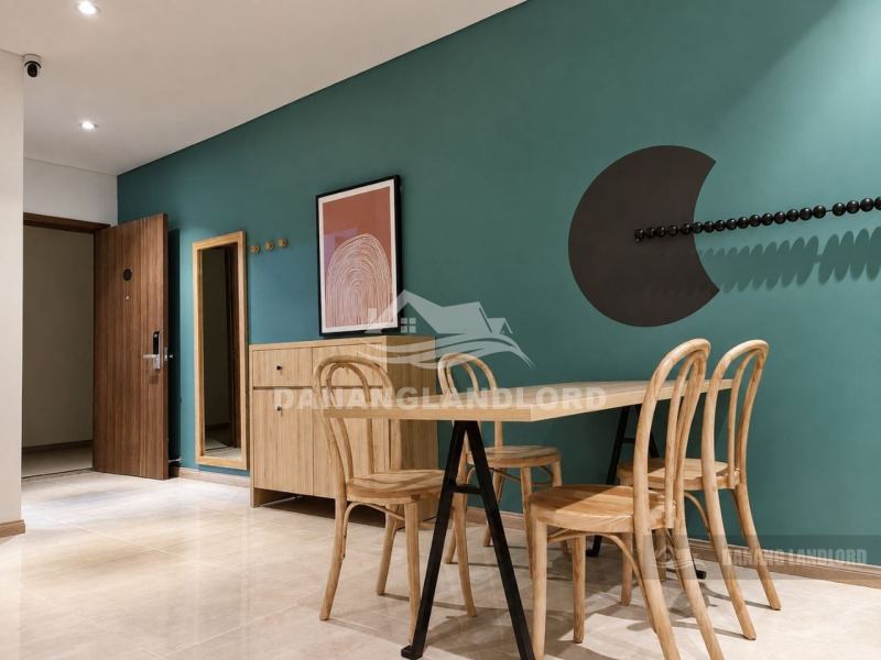 Modern 2-Bedroom Apartment in Monarchy Complex
