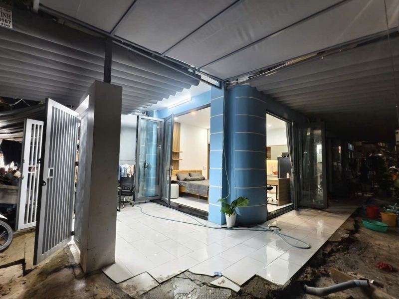 Studio with yard in Hoa Son 3 street