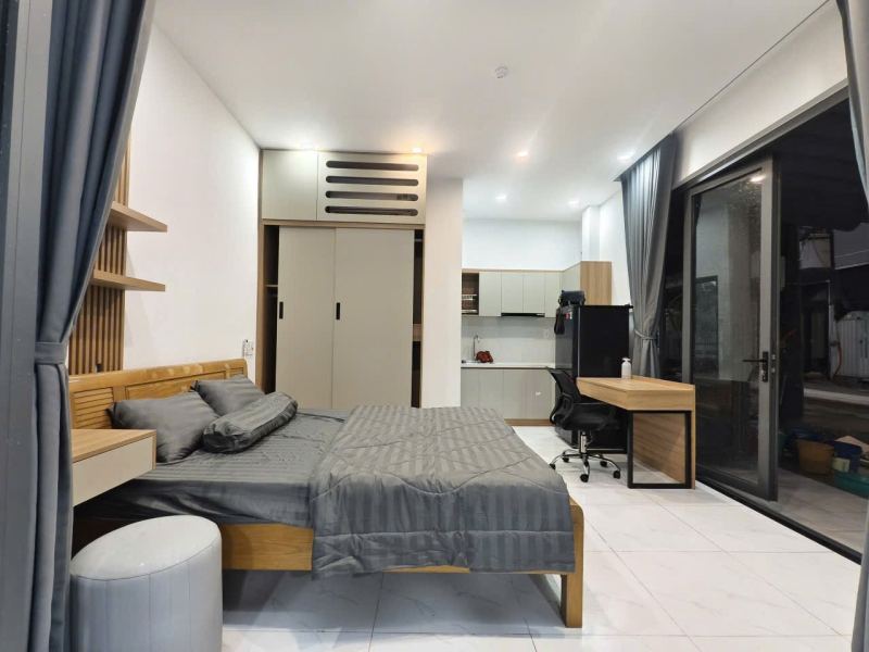 Studio with yard in Hoa Son 3 street