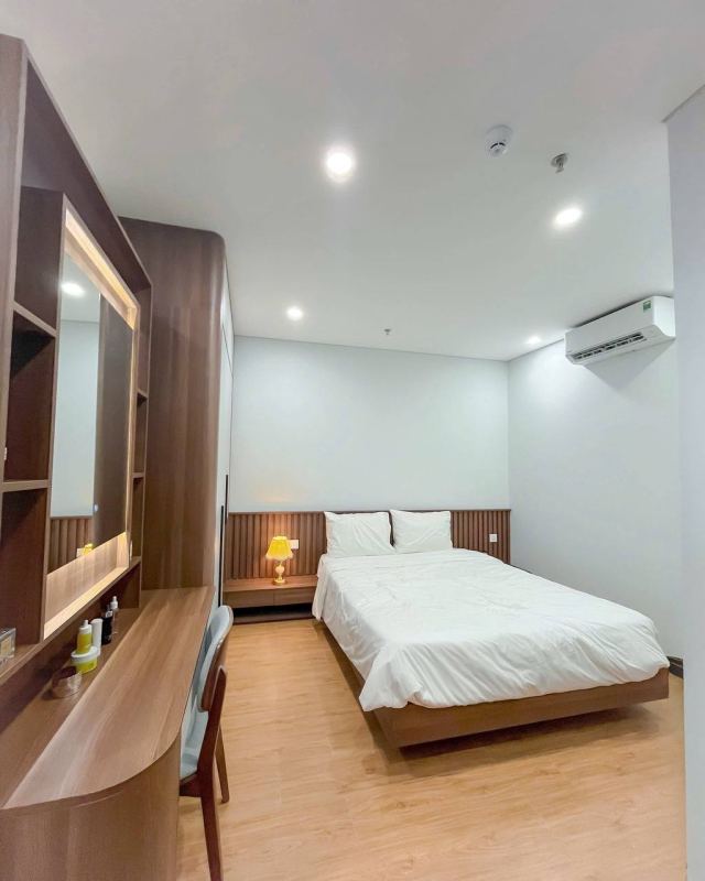 LUXURY 2BR apartment in My An on An Thuong 33 street