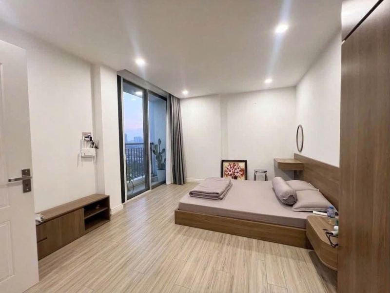 Дом площадью более 200 кв.м с террасой на крыше в центре Nha Trang