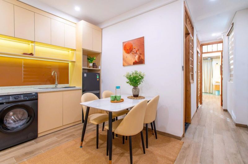 Brand New Luxury 2-Bedroom Apartment Room 302