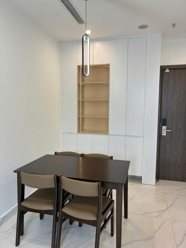 Spacious Two‑Bedroom Apartment