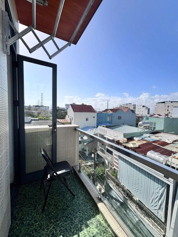1BR Apartment with Balcony in My An