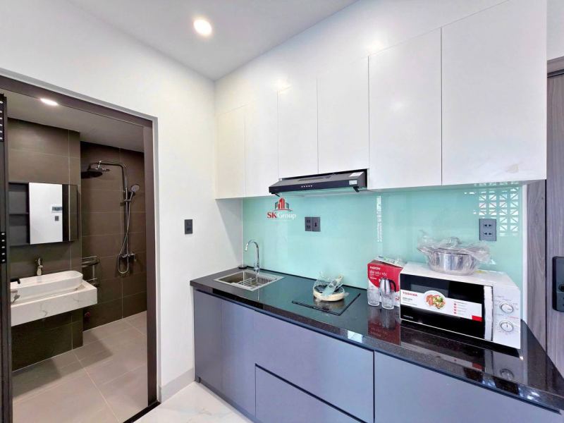 1‑Bedroom apartment with balcony on Doan Tran Nghiep