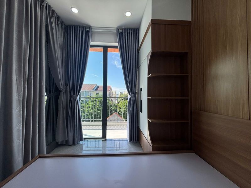 1‑Bedroom apartment with balcony in My An