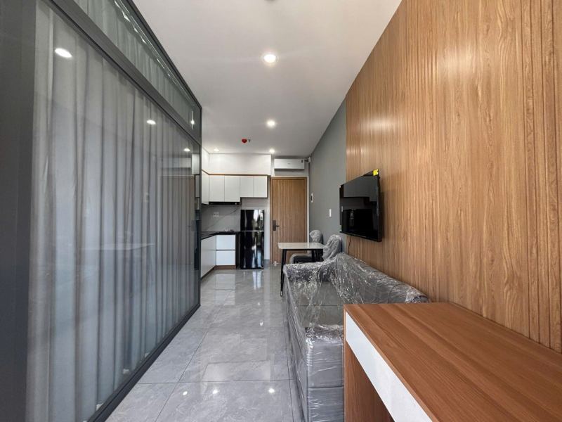 1‑Bedroom apartment with balcony in My An