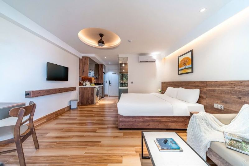 Brand New Studio with Balcony Room 702
