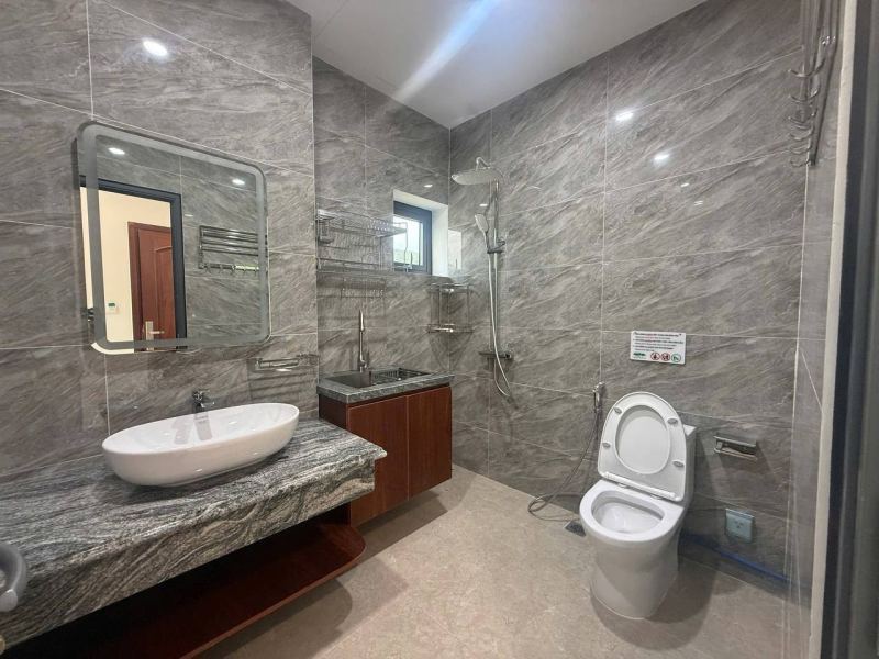 Studio Apartment with Balcony in Vinh Hoa