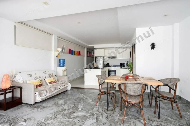 2 Bedroom Villa with Private Pool in Maenam
