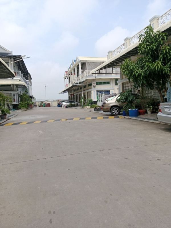 2 Bedroom House for Rent in Chom Chao, Phnom Penh