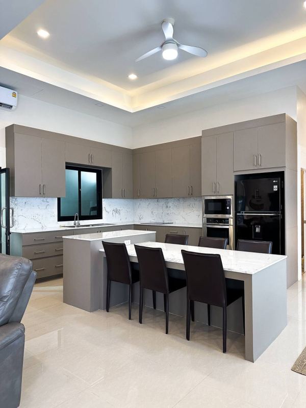 3BR Villa with Pool in Pattaya