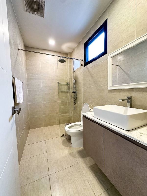3BR Villa with Pool in Pattaya
