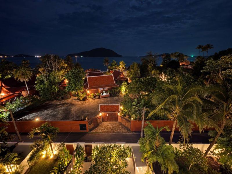 4BR Villa with Sea View in Rawai