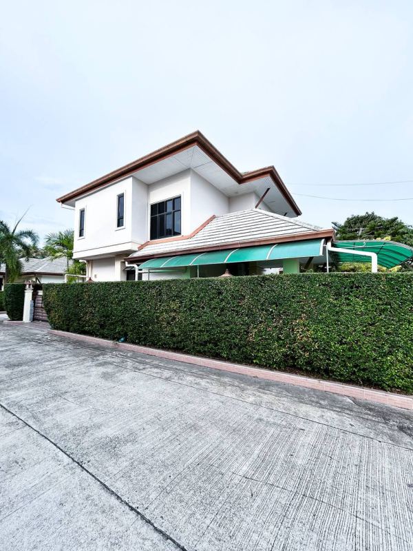 Villa in Baan Dusit View 2