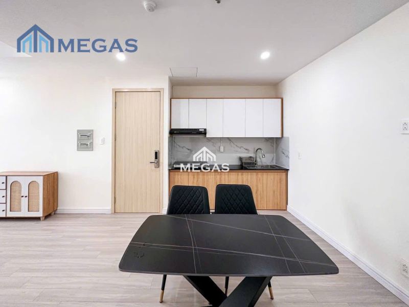 2 Bedroom Luxury Apartment Happy Sky