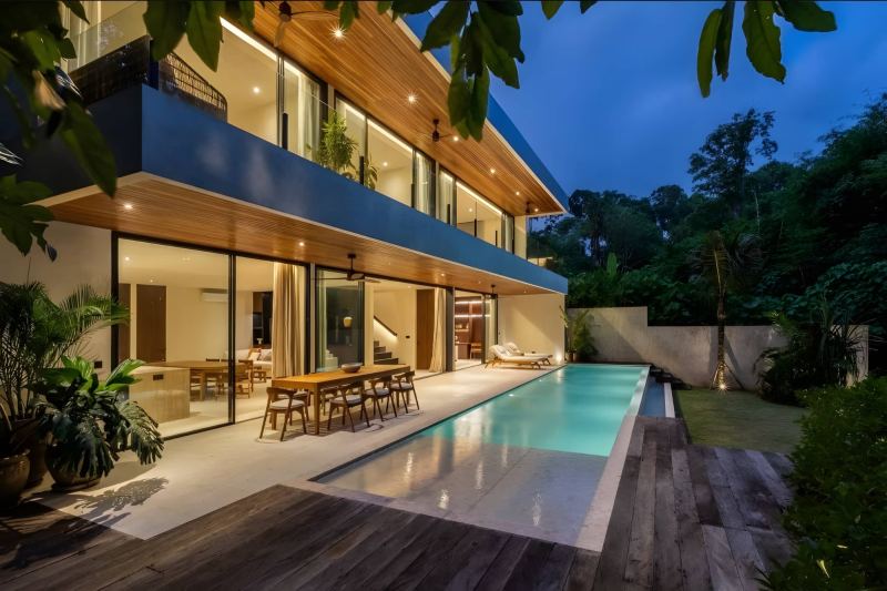3 Bedroom Jungle Villa in Tumbak Bayuh
