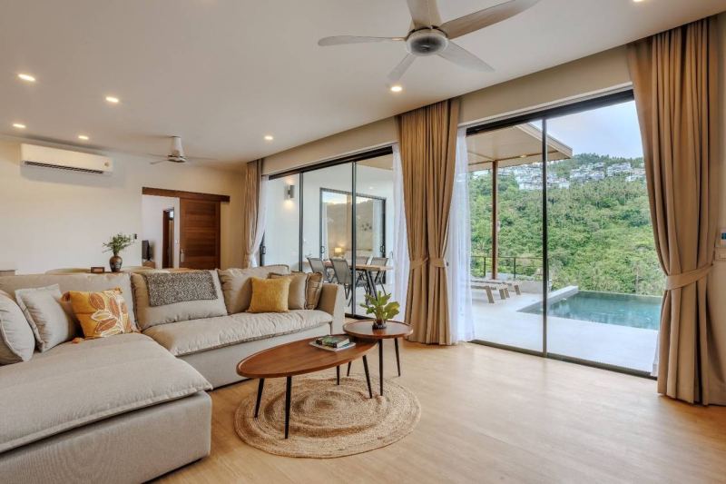 4‑bedroom duplex villa with private pool