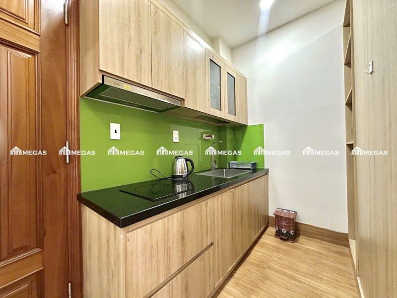 Studio apartment with balcony in Vuon Xoai