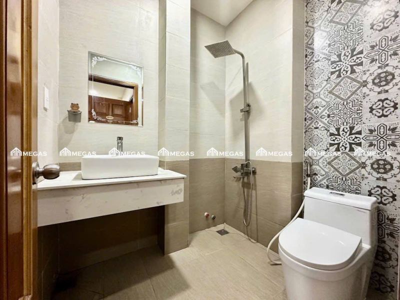 Studio apartment with balcony in Vuon Xoai