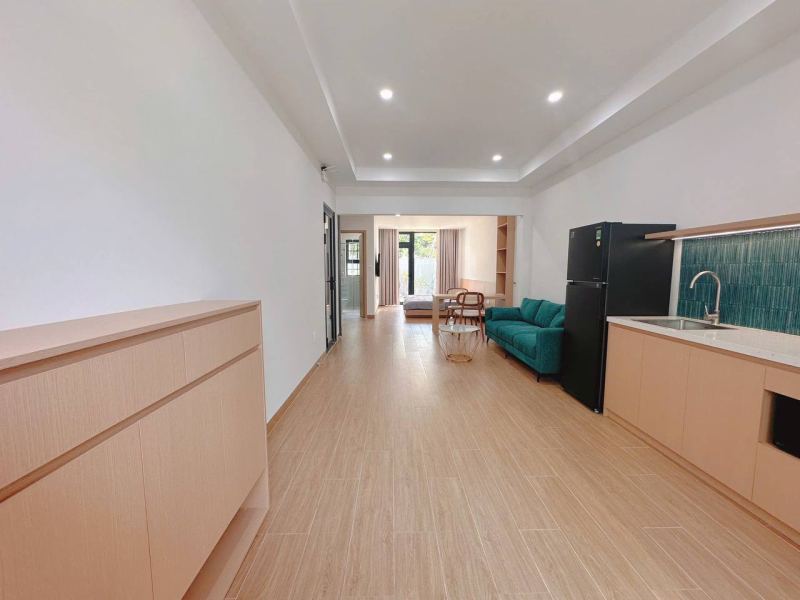 80 sqm house with garden near Hon Chong