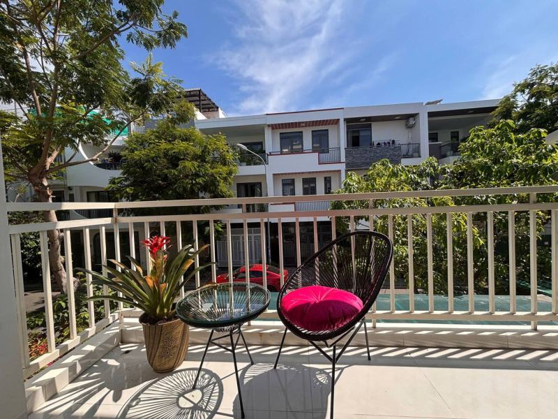 Apartment with Balcony Ha Quang 1
