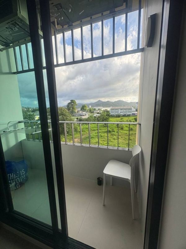 1-Bedroom Apartment in Bang Tao near Robinson
