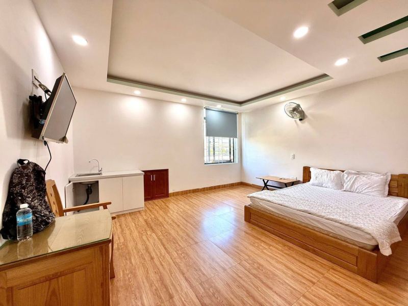 Studio with Balcony in Fuoc Long