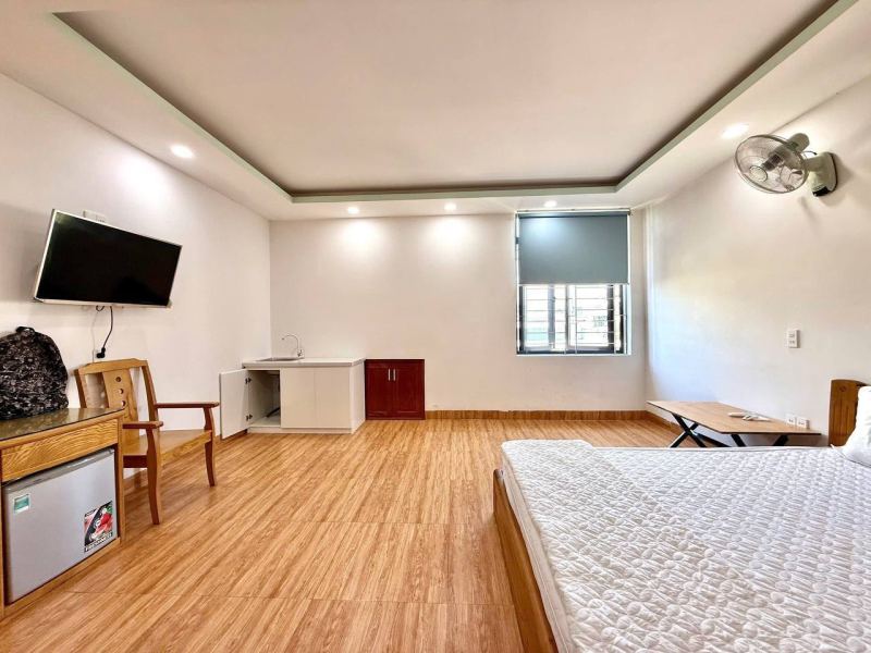 Studio with Balcony in Fuoc Long