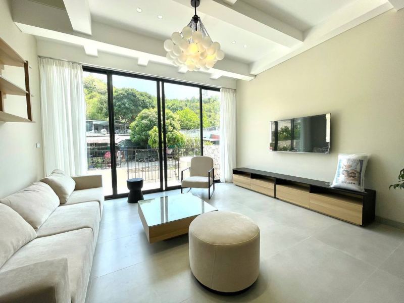2‑Bedroom Duplex Apartment in Vinh Hoa