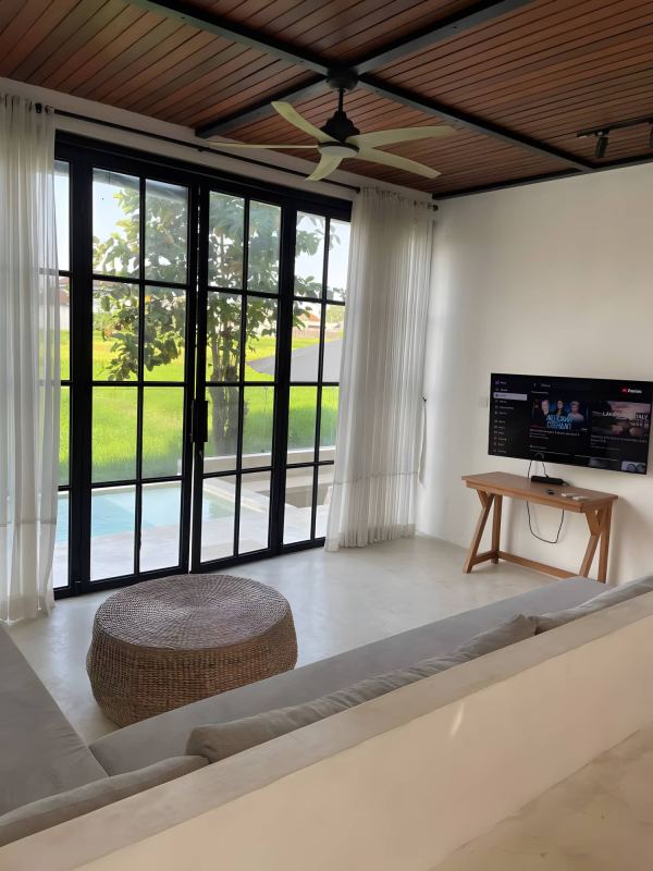 2 Bedroom Villa in Seseh with Rice Terrace Views