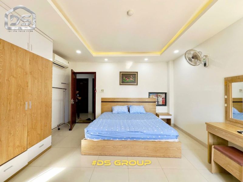Studio Apartment on Le Dai Hanh Street