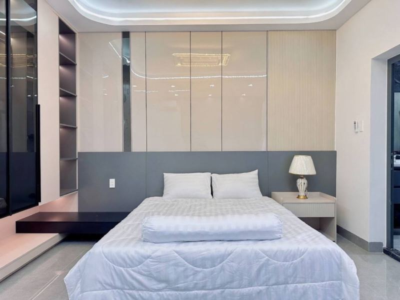 Beautiful Studio Apartment in Vinh Hoa