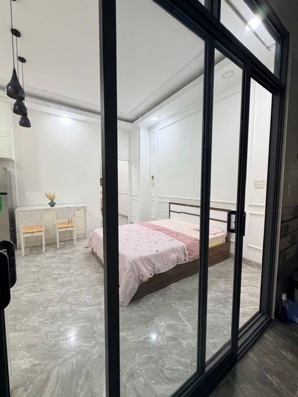 Fully Furnished Studio Apartment on Bui Phung